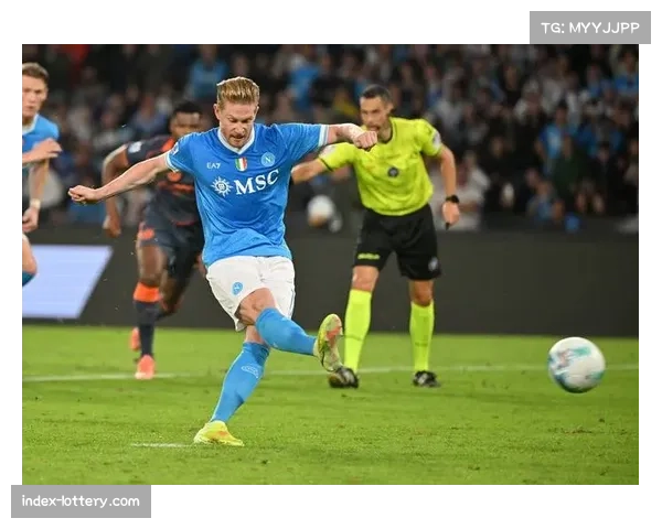 数据简报:奥斯梅恩本赛季意甲进球数突破25粒,领跑射手榜。 数据简报:奥斯梅恩本赛季意甲进球数突破25粒,领跑射手榜。